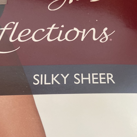 NWT Hanes Silk Reflections GH - Picture 3 of 4
